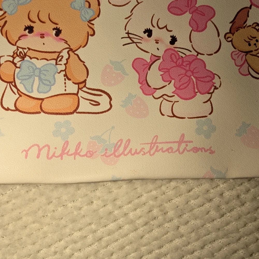 Kids Pink‎ and White Pouch